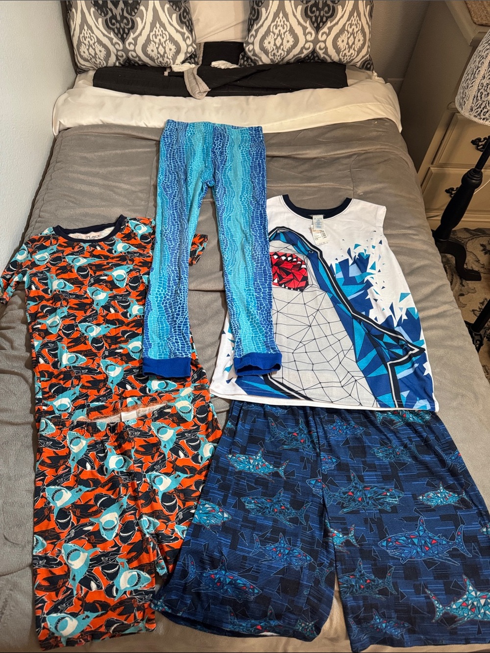 The Children's Place Boys' 2 interchangeable sets of shark Pajamas Sz 12
